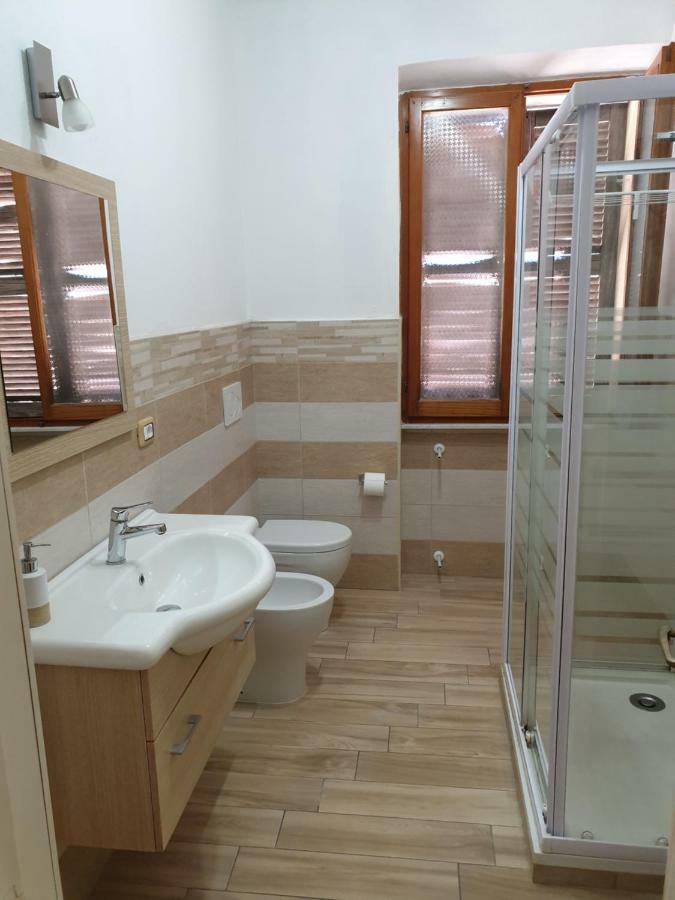Guest House Tra Rocce E Mare La Maddalena  Exterior foto