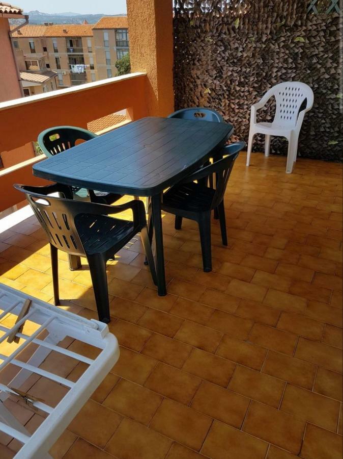 Guest House Tra Rocce E Mare La Maddalena  Exterior foto
